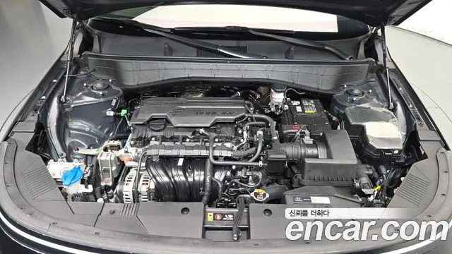 Hyundai Kona Kona (SX2) Бензин 2.0 2WD — Фото автомобиля 4