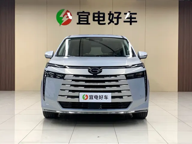 GAC Trumpchi E8 — Фото автомобиля 2
