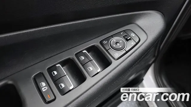 Hyundai Santafe Новый Santa Fe Бензин 2.5T 2WD — Фото автомобиля 27