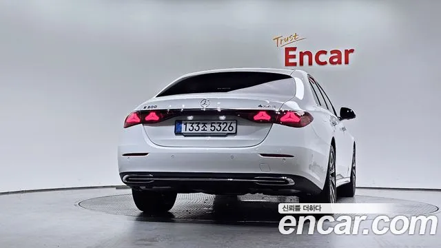 Mercedes-Benz E-Class E-класс W214 E300 4MATIC Exclusive — Фото автомобиля 4