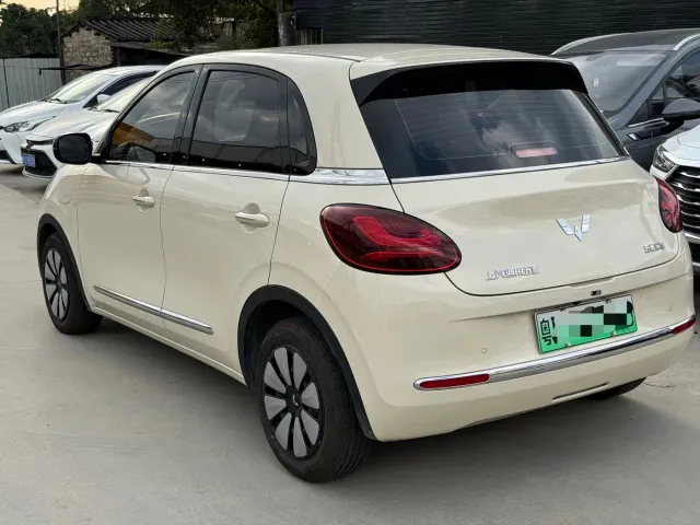 Wuling Bingo — Фото автомобиля 4