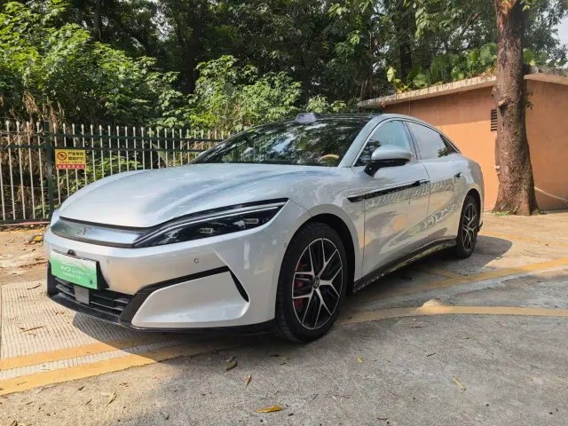 Фотография автомобиля — BYD Han L