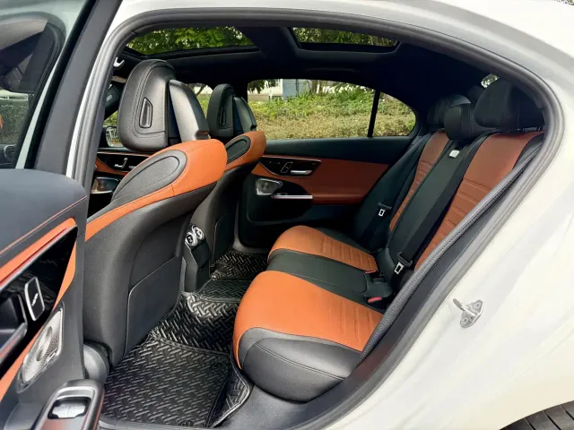 Mercedes-Benz C-Class — Фото автомобиля 7