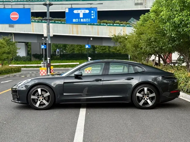 Porsche Panamera — Фото автомобиля 4