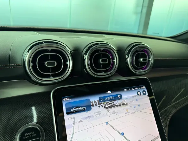 Mercedes-Benz C-Class — Фото автомобиля 11