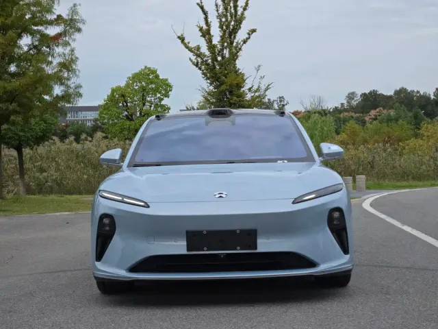 Nio ET5 Touring — Фото автомобиля 3