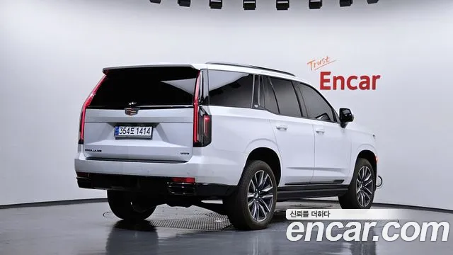 Cadillac Escalade Escalade 5 поколение — Фото автомобиля 2