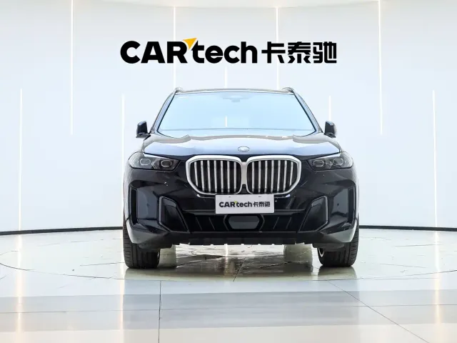 Фотография автомобиля — BMW X5