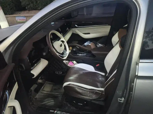 Geely Xingyue L — Фото автомобиля 9