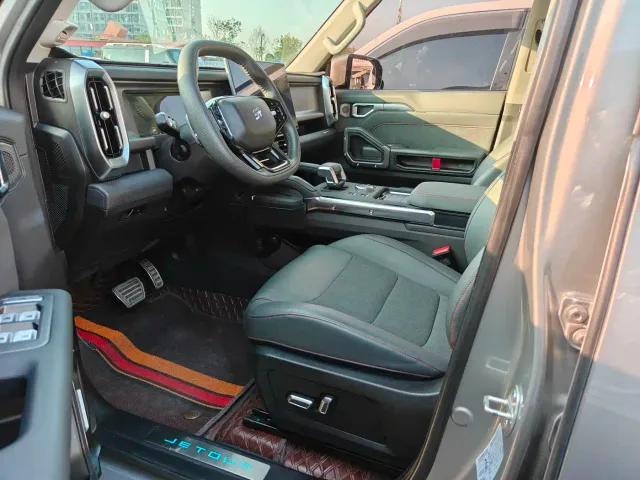 Jetour T2 — Фото автомобиля 5