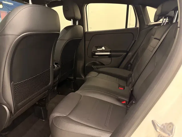 Mercedes-Benz GLA-Class — Фото автомобиля 8