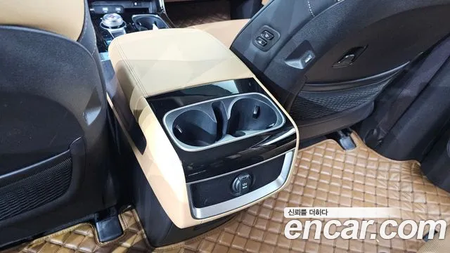 Kia Canival Carnival 4 поколение Бензин 9 мест Noblesse — Фото автомобиля 25