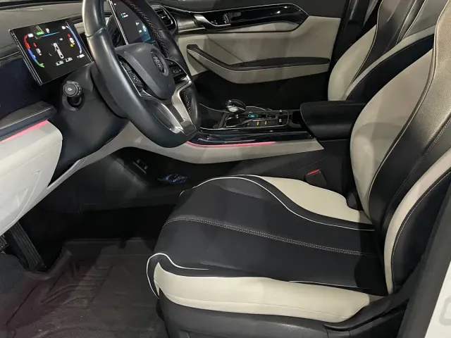 BYD Qin PLUS — Фото автомобиля 10