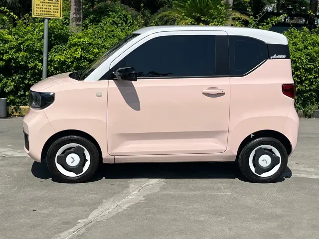 Wuling Hongguang Mini EV — Фото автомобиля 7