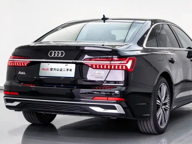 Audi A6L — Фото автомобиля 23