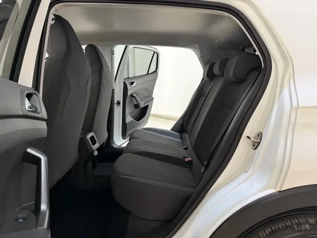 Volkswagen T-Cross — Фото автомобиля 10
