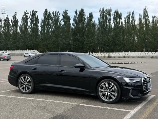 Audi A6L — Фото автомобиля 4
