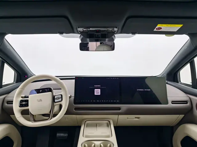 Li Auto i6 — Фото автомобиля 9