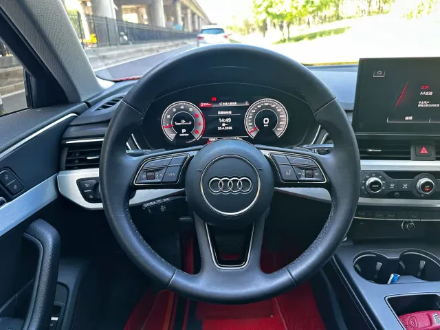 Audi A4L — Фото автомобиля 14