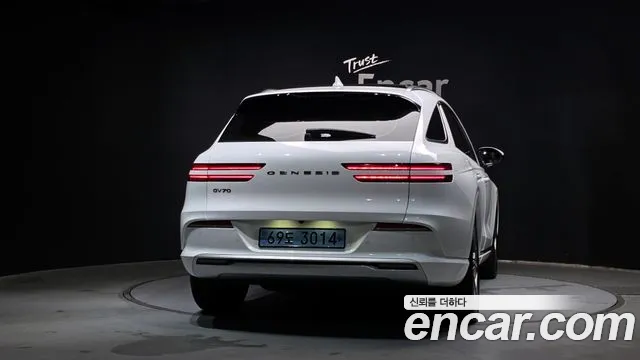 Genesis GV70 Electrified — Фото автомобиля 4