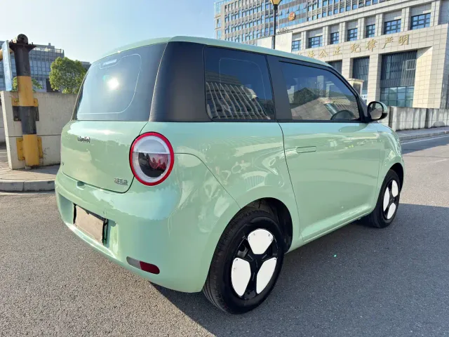 Changan Lumin — Фото автомобиля 16
