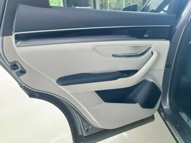 BYD Song PLUS — Фото автомобиля 10