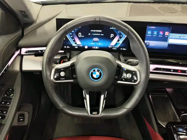 BMW i5 — Фото автомобиля 9