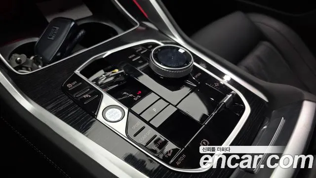 BMW X6 xDrive40i M Sport — Фото автомобиля 6