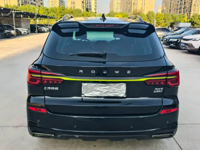 Roewe RX5 — Фото автомобиля 4
