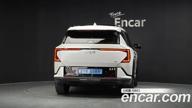 Kia EV5 — Фото автомобиля 4