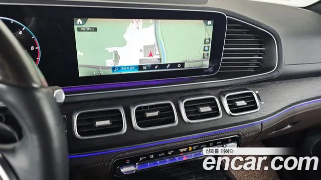 Mercedes-Benz GLS-Class — Фото автомобиля 16