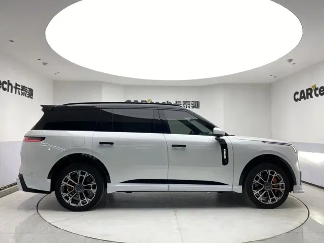 Lynk & Co 900 — Фото автомобиля 4