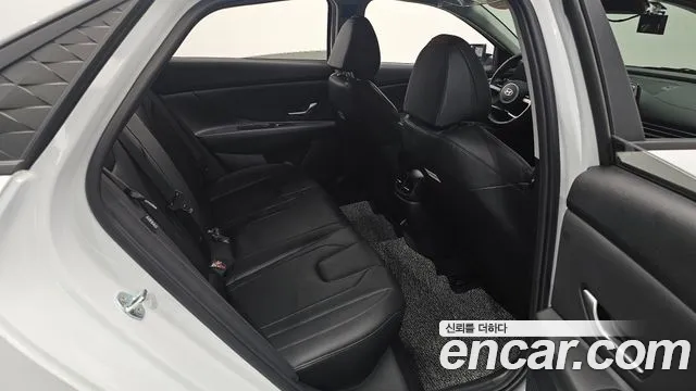 Hyundai Avante CN7 — Фото автомобиля 26