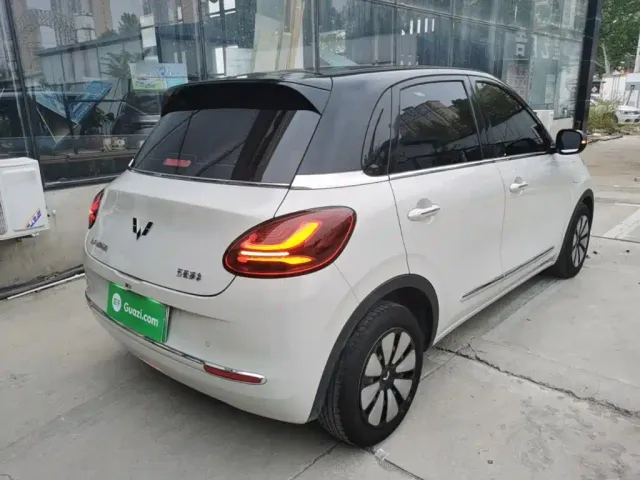Wuling Bingo — Фото автомобиля 6