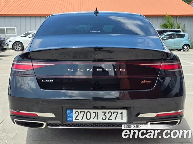 Genesis G90 RS4 — Фото автомобиля 5