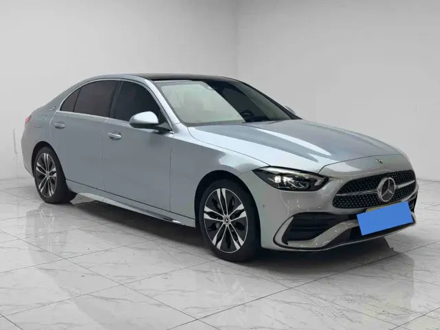 Mercedes-Benz C-Class — Фото автомобиля 3