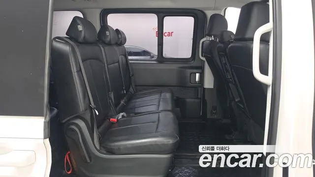 Hyundai Staria — Фото автомобиля 17