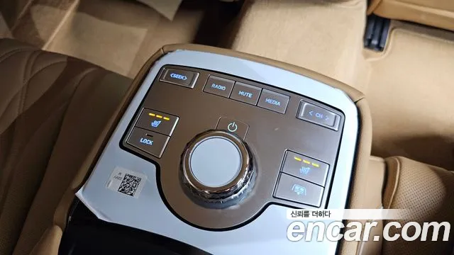 Genesis G80 Бензин 2.5 турбо 2WD — Фото автомобиля 14