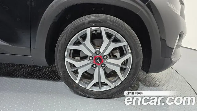 Kia Seltos Seltos Бензин 1.6 турбо 2WD — Фото автомобиля 21