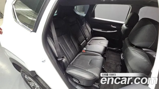 Hyundai Santafe Новый Santa Fe Дизель 2.2 4WD — Фото автомобиля 12