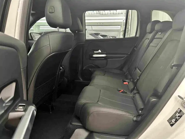 Mercedes-Benz GLB-Class — Фото автомобиля 18