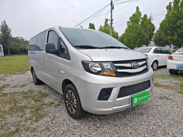 JAC Refine M3 — Фото автомобиля 3
