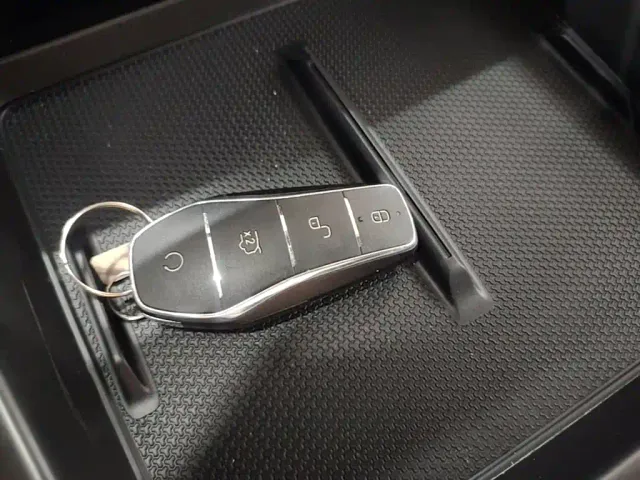 BYD Qin PLUS — Фото автомобиля 8