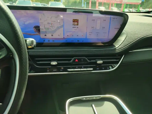 Buick LaCrosse — Фото автомобиля 12
