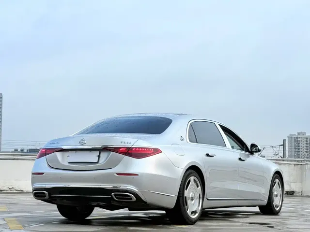 Mercedes-Benz Maybach S-Class — Фото автомобиля 13