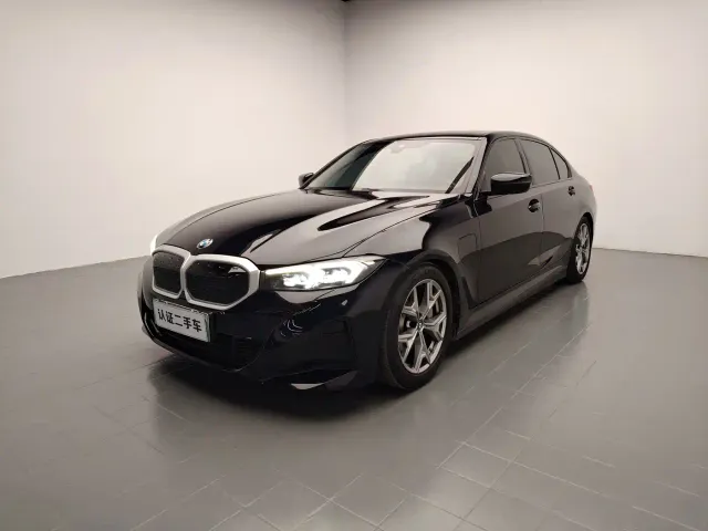 BMW i3 — Фото автомобиля 3