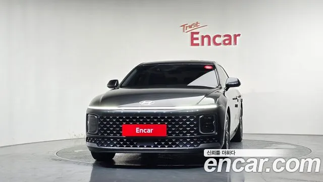 Hyundai Grandeur Grandeur (GN7) 2.5 Бензин 2WD — Фото автомобиля 3