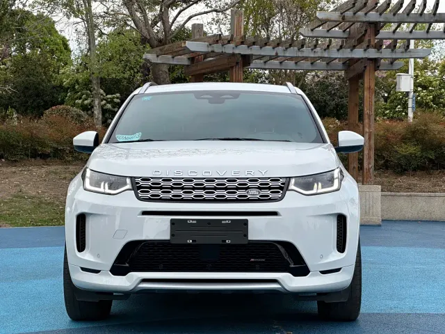Land Rover Discovery Sport — Фото автомобиля 2