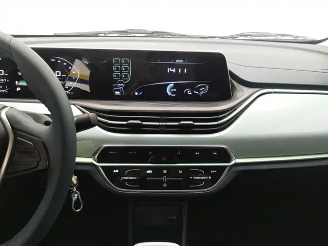 Changan Benben E-Star — Фото автомобиля 13