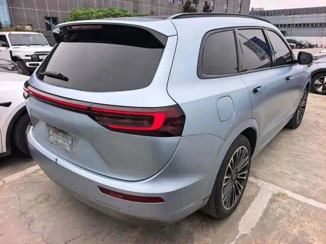 Aito M7 — Фото автомобиля 6